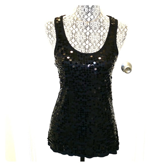Tops - Black top Tops - Black top